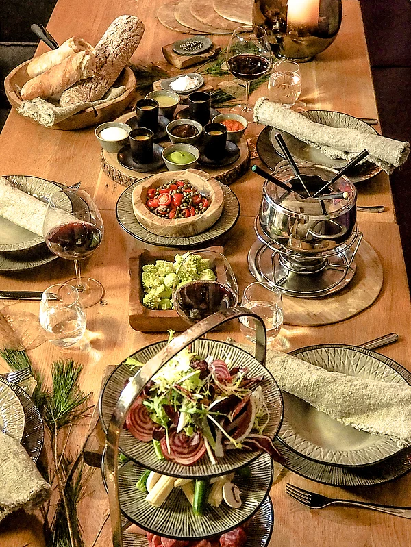 Fondue im Restaurant der Schwarzacher Saalbach Hinterglemm